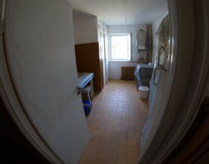 Lakás 4 szobák eladó on Cluj-napoca, Zóna Gheorgheni