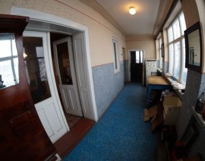 Maison 4 chambres à vendre dans Cluj-napoca, zone Dambul Rotund