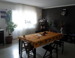 Appartement 3 chambres à vendre dans Cluj-napoca, zone Manastur