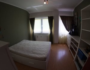 Lakás 4 szobák eladó on Cluj-napoca