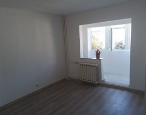 Garzon eladó on Cluj-napoca, Zóna Manastur