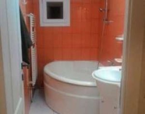 Appartement 3 chambres à vendre dans Cluj-napoca, zone Manastur