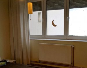 Appartement 3 chambres à vendre dans Cluj-napoca, zone Plopilor