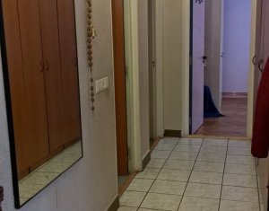 Appartement 3 chambres à vendre dans Cluj-napoca, zone Plopilor
