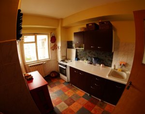 Appartement 3 chambres à vendre dans Cluj-napoca, zone Manastur