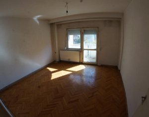 Appartement 3 chambres à vendre dans Cluj-napoca