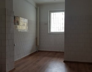 Iroda kiadó on Cluj-napoca, Zóna Manastur