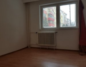 Iroda kiadó on Cluj-napoca, Zóna Manastur