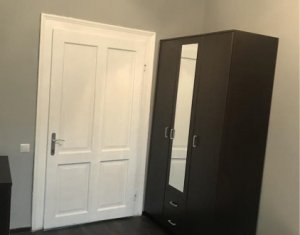Appartement 3 chambres à louer dans Cluj-napoca, zone Centru