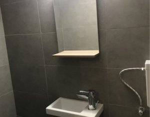 Appartement 3 chambres à louer dans Cluj-napoca, zone Centru