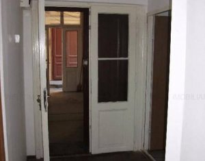 Espace Commercial à vendre dans Cluj-napoca, zone Centru