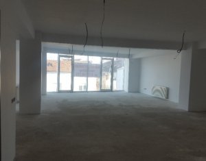 Üzlethelyiség eladó, 200m2 on Cluj-napoca, Zóna Centru