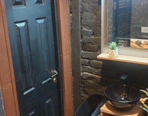 Espace Commercial à vendre dans Cluj-napoca, zone Centru