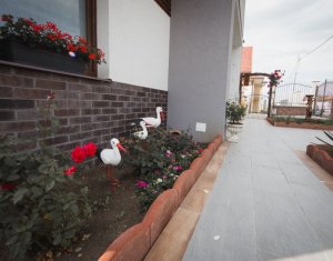 Ház 6 szobák eladó on Sannicoara
