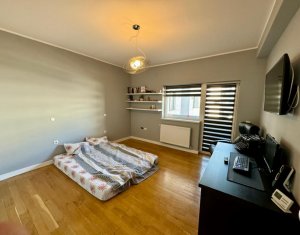 Appartement 3 chambres à vendre dans Floresti