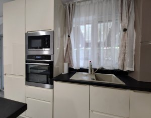 , 85m2 dans Cluj-napoca, zone Europa