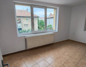 Bureau à louer, 114m2 dans Cluj-napoca, zone Gara
