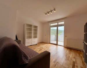 Appartement 3 chambres à vendre dans Floresti