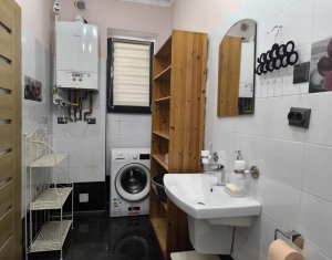 Maison 4 chambres à vendre dans Cluj-napoca, zone Dambul Rotund