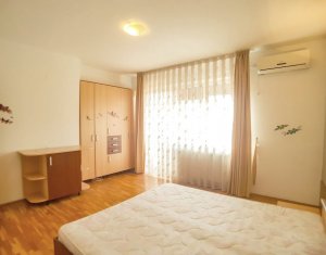 Appartement 3 chambres à vendre dans Cluj-napoca, zone Andrei Muresanu