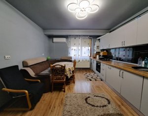 , 54m2 dans Floresti
