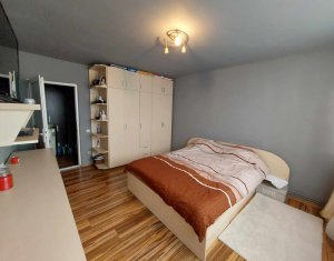 Appartement 3 chambres à vendre dans Cluj-napoca, zone Manastur