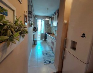 Appartement 3 chambres à vendre dans Cluj-napoca, zone Manastur