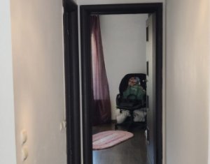 Lakás 2 szobák eladó on Floresti