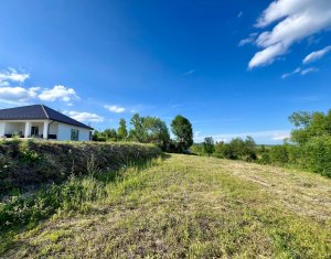 , 1082m2 dans Aiton