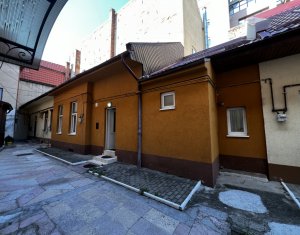 Bureau à louer dans Cluj-napoca, zone Centru