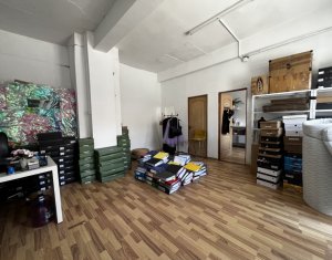 Bureau à louer, 49m2 dans Cluj-napoca, zone Centru