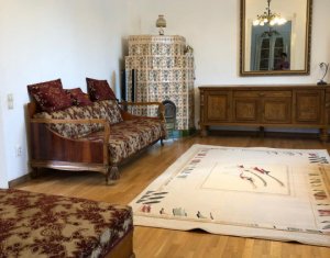 Appartement 3 chambres à louer dans Cluj-napoca, zone Centru