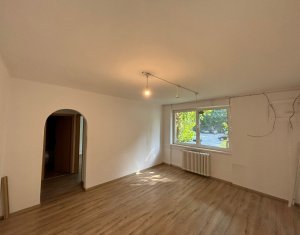 Bureau à louer, 46m2 dans Cluj-napoca