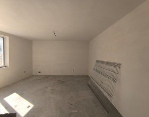 Duplex semifinisat, 5 camere, Iris 