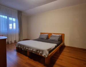 Maison 4 chambres à vendre dans Sannicoara