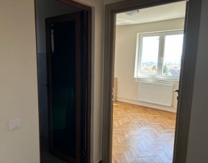 Bureau à louer dans Cluj-napoca, zone Gruia