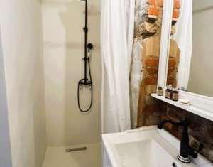 Maison 8 chambres à vendre dans Cluj-napoca, zone Centru