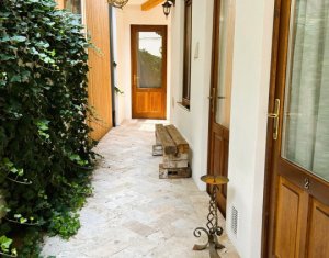 Maison 8 chambres à vendre dans Cluj-napoca, zone Centru