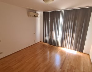 Ház 13 szobák kiadó on Cluj-napoca, Zóna Intre Lacuri