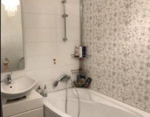 Appartement 3 chambres à vendre dans Floresti