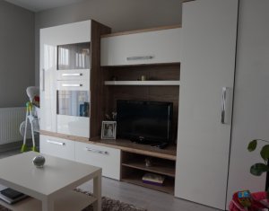 Lakás 2 szobák eladó on Floresti