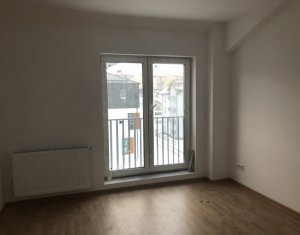 Appartement 3 chambres à vendre dans Floresti