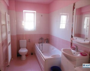 Appartement 3 chambres à vendre dans Floresti