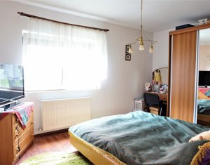 Appartement 3 chambres à vendre dans Floresti