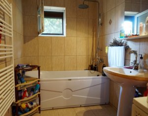 Appartement 3 chambres à vendre dans Floresti