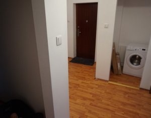 Lakás 2 szobák eladó on Floresti