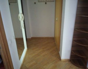 Lakás 2 szobák eladó on Floresti