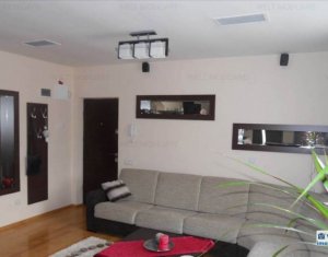 Appartement 4 chambres à vendre dans Floresti
