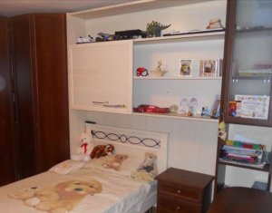 Appartement 4 chambres à vendre dans Floresti