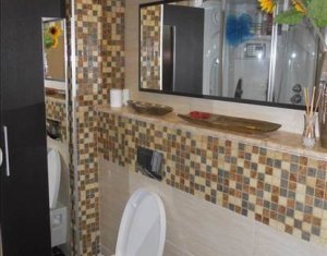 Appartement 4 chambres à vendre dans Floresti
